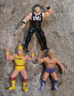 Vintage  WCW Hulk Hogan Nwo Hulk Hogan Rick Flair Wrestling Figures SET OF 3