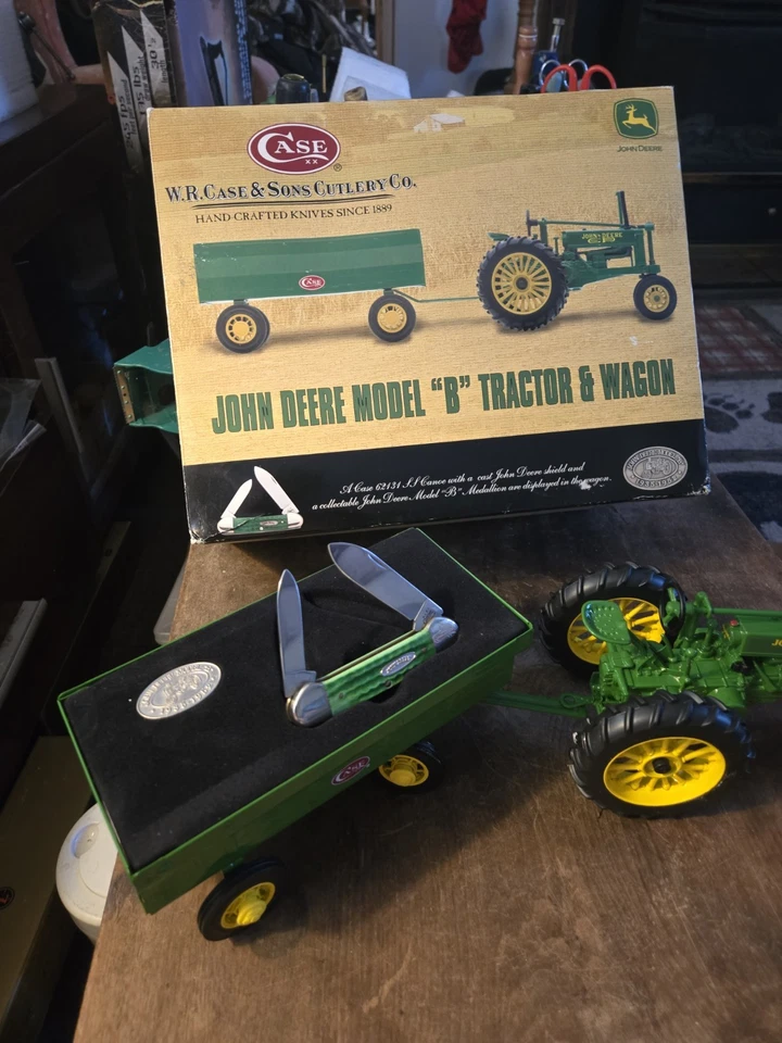 W.R CASE JOHN DEERE "B" tractor y vagón con un cuchillo de canoa Foto 4 de 4