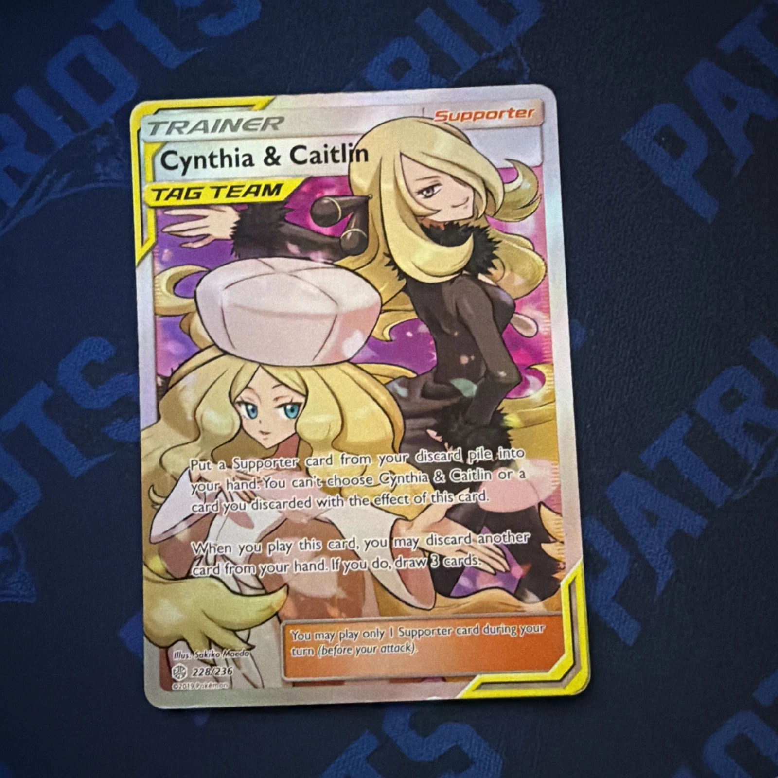 Pokemon Sun And Moon Cosmic Eclipse Cynthia & Caitlin Tag Team Full Art 228/236