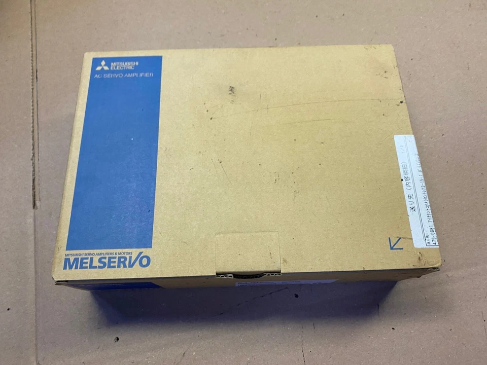 NEW Mitsubishi MR-J4-100B4-RJ AC Servo Drive 1KW NIB USA - Image 3 of 4