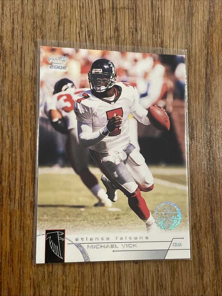 Michael Vick 2002 Pacific #25 Atlanta Falcons Football Card LTD INSERT #08/71 SP - Image 2 of 4