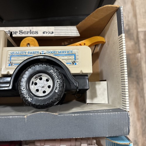 GM GOODWRENCH STAKE TRUCK 3031 & Tow Truck 3041-Z Nylint Classics Lot Sale New - Picture 8 of 20