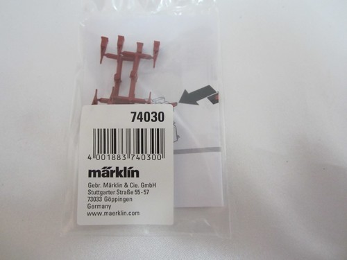 Marklin 74030 HO C Track Centre Rail Isolator - Picture 4 of 4