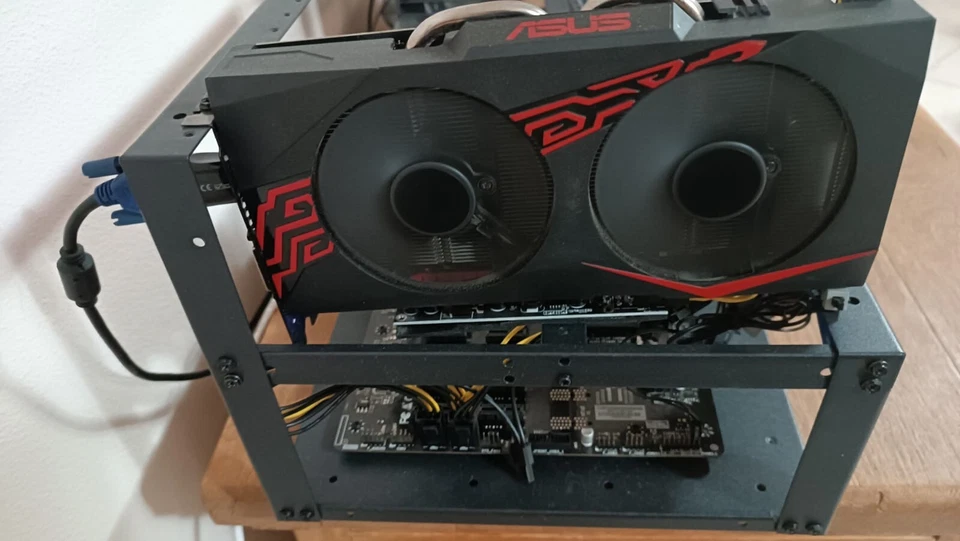 Mining Rig completo con ASUS GTX 1060 5GB schede Video GPU - Immagine 3 di 4