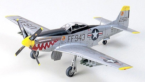 Tamiya 1/72 F51 Mustang Fighter Korean War TAM60754 - Picture 2 of 2