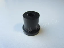 BSA TRIUMPH OIL TANK BATTERY SPIGOT MOUNTING RUBBER 82-6039, 82-8436, 40-8436
