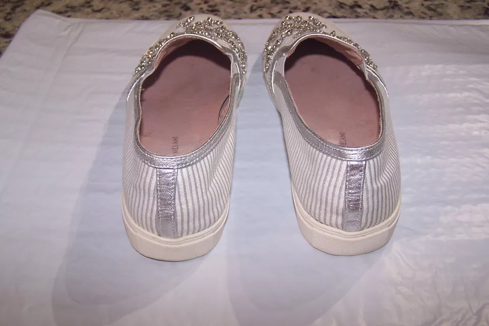 Antonio Melani 8M Silver Sneakers Slip On Shoes Striped Loafers Jeweled Starfish - Image 3 of 4