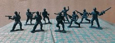 Army Men Plastic Toy Figures Green Lot 9 Play Set Up Display 2''