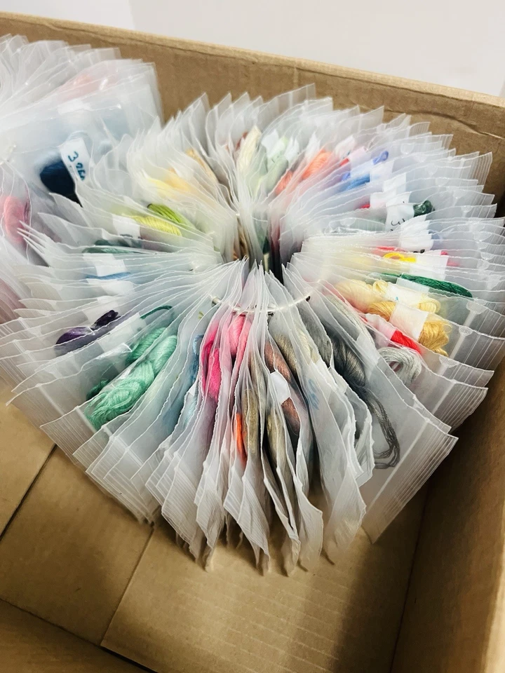 Over 500 New & Used Lot of DMC Embroidery Floss Skeins Cross Stitch Thread Read - Image 4 of 4