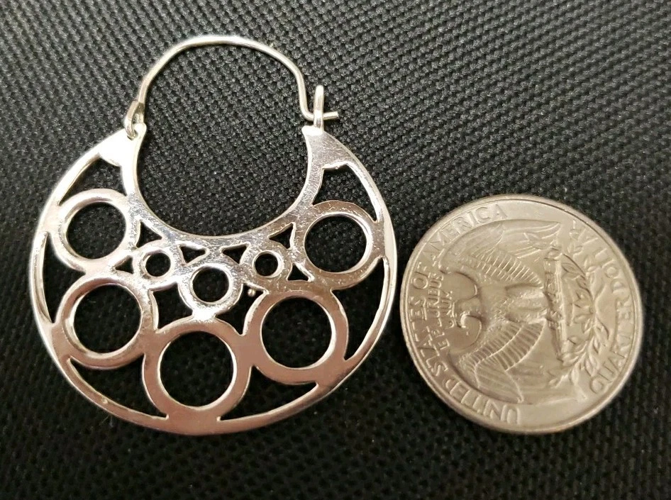38mm. De colección. PENDIENTES COLGANTES GRANDES DE PLATA DE LEY CON VARIOS ARO. Foto 4 de 4