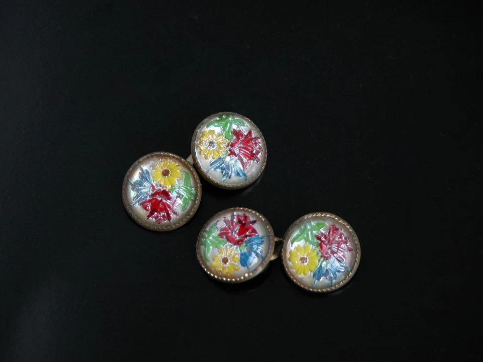 Gemelos antiguos de vidrio burbuja de colección años 30 eslabones de cadena flores margarita amarilla - Imagen 4 de 4