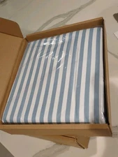 2pc Amazon Basics Duvet Cover +Sham Twin/Twin XL Microfiber Blue White Pinstripe