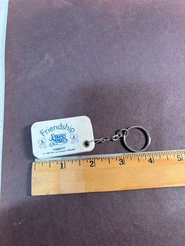 PRECIOUS MOMENTS 1996 FRIENDSHIP KEY CHAIN ENESCO - Picture 3 of 3