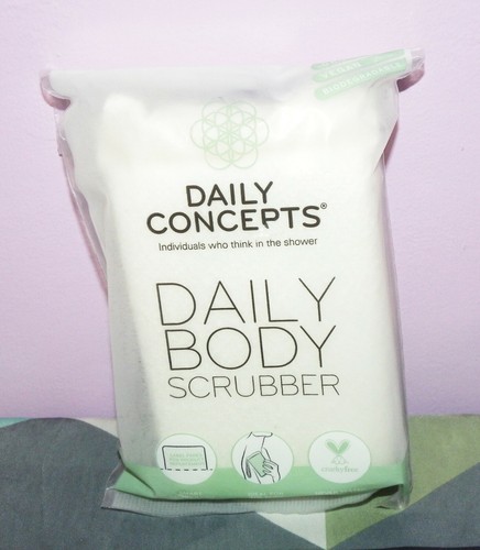 Daily Concepts Daily Body Scrubber ~ New