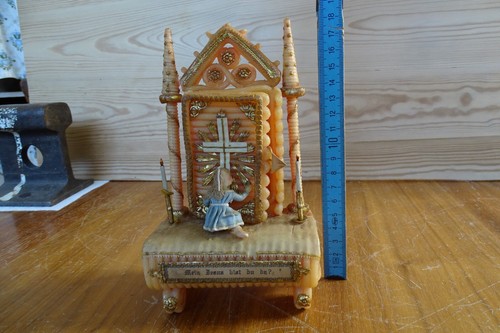 c.1880 JESUSKIND WACHSARBEIT HAUSALTAR Wachsstock KLOSTERARBEIT Altar EINGERICHT - Picture 15 of 21