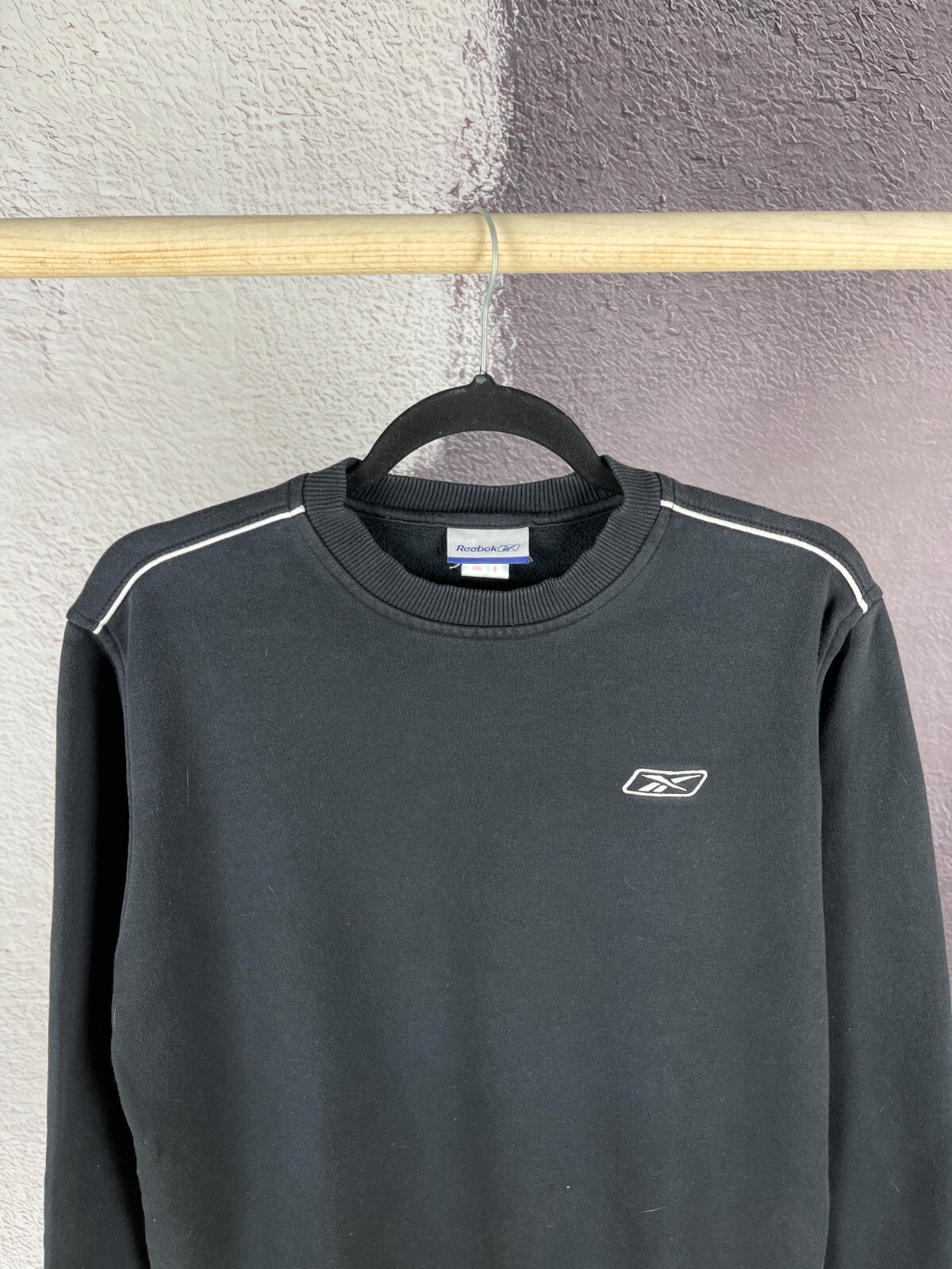 Reebok vintage black basic small logo sweatshirt - image 3