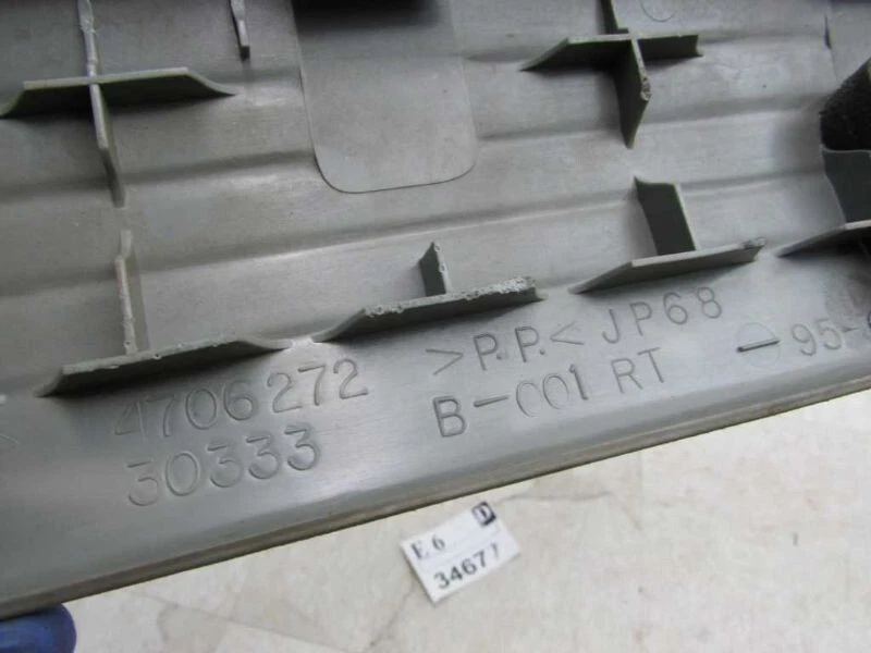 Placa de desgaste alféizar caravana 1996 2000 Dodge pasajero piso trasero moldura de escalón OEM Foto 4 de 4