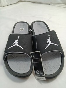jordan flip flops canada