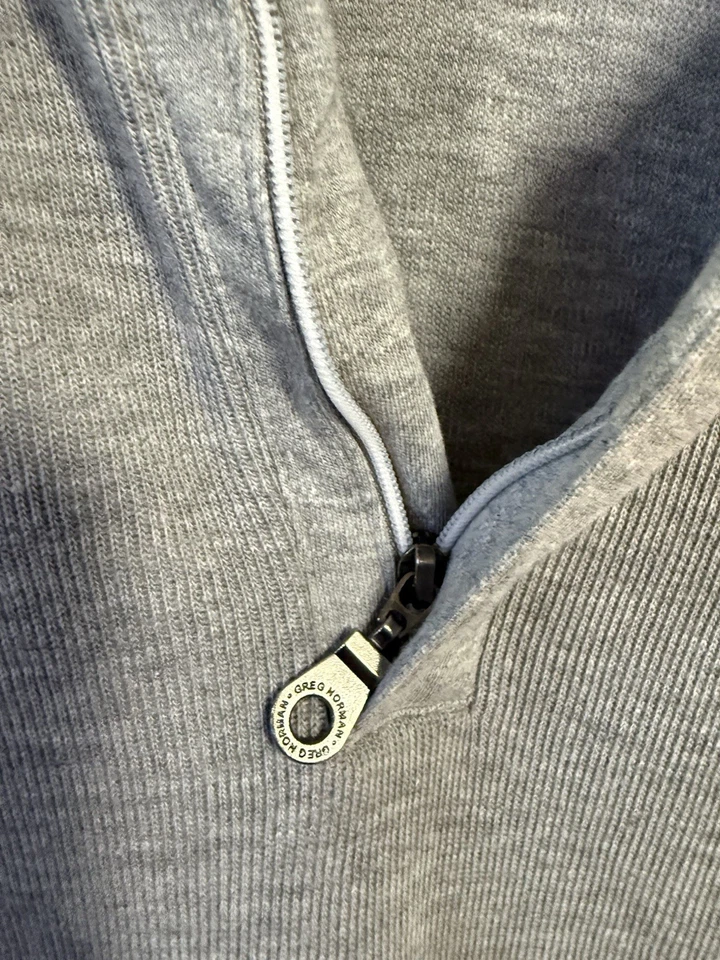 Camisa pulóver de golf informal Greg Norman XXL gris cuarto cremallera cuello falso para hombre Foto 3 de 4