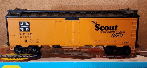 Acopladores Kadee Santa Fe RR 40' Ice Reefer SFRD 35870 Athearn Blue Box Construido HO | Zustand: Used