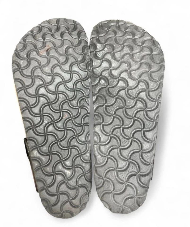 Birkenstock Birkenstock Gizeh Silver Metal Fringe Sandals Women’s Sz 40/9 - Image 3 of 4