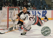 1991-92 Pro Set Platinum Steve Thomas hockey card #203 New York Islanders
