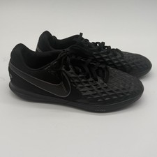 Nike Tiempo Legend 8 Club indoor soccer shoes. Youth 5.5