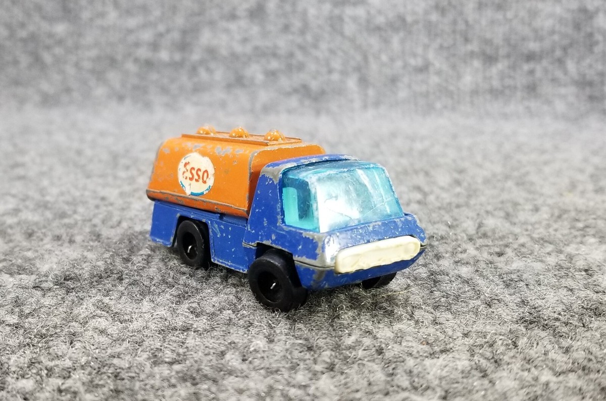 playart B-36 タンクローリー ESSO playart B-36 タンクローリー ESSO