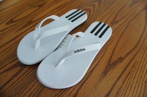 eezay soft thong sandals