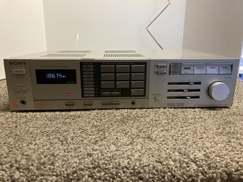 Sony STR-VX450 AM/FM Stereo Receiver Silver - Video - CD/AUX - Tuner - Phono - Picture 1 of 11