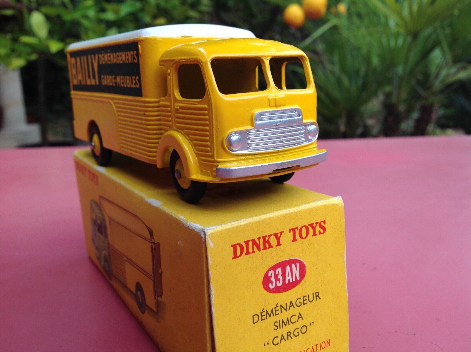 Dinky toys ref 33an simca cargo Bailly mint box near very clo Under blast sales Max 52% OFF in