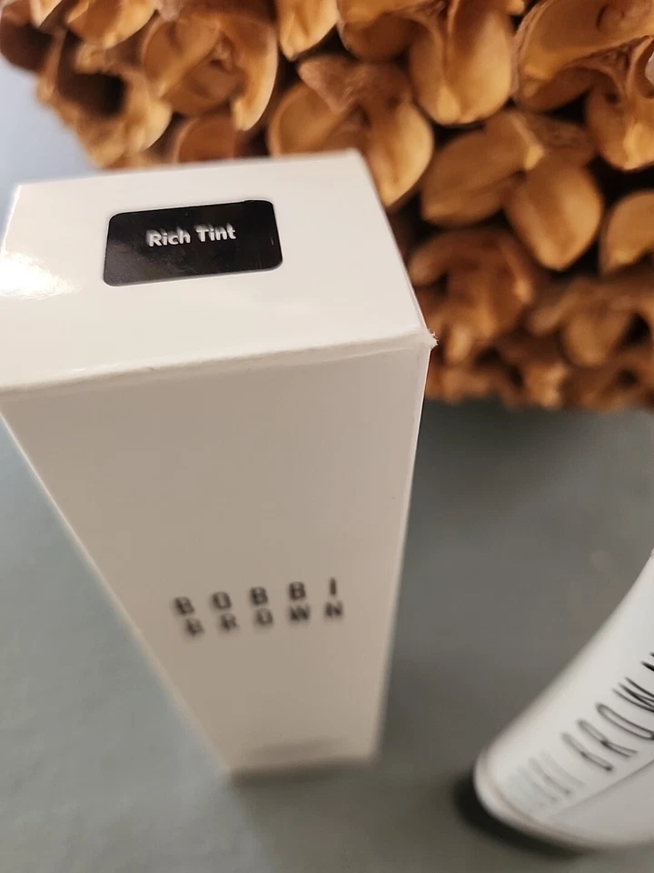 BOBBI BROWN Nude Finish Tinted Moisturizer SPF 15 In "RICH TINT" - 1.7 Oz Read! - Image 2 of 3