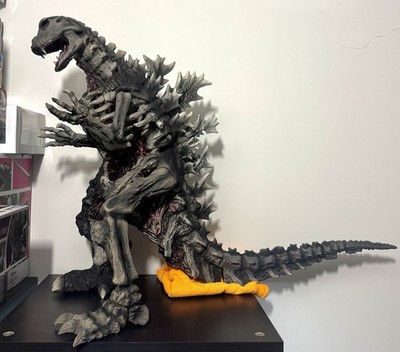 Medicom Godzilla Final Scene 20  Statue