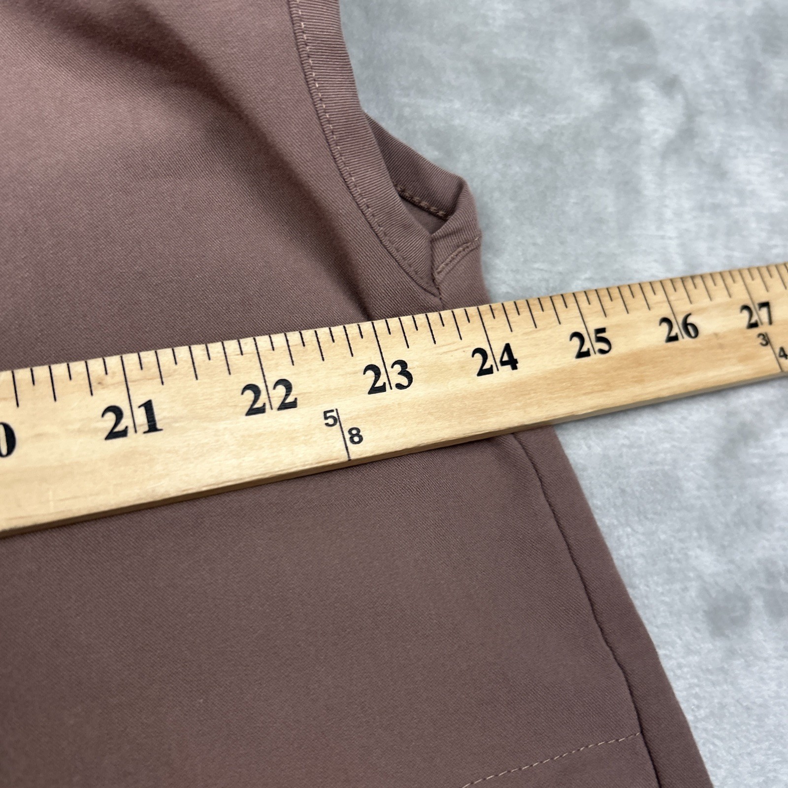 FIGS Technical Collection Medium brown Scrub Set … - image 15