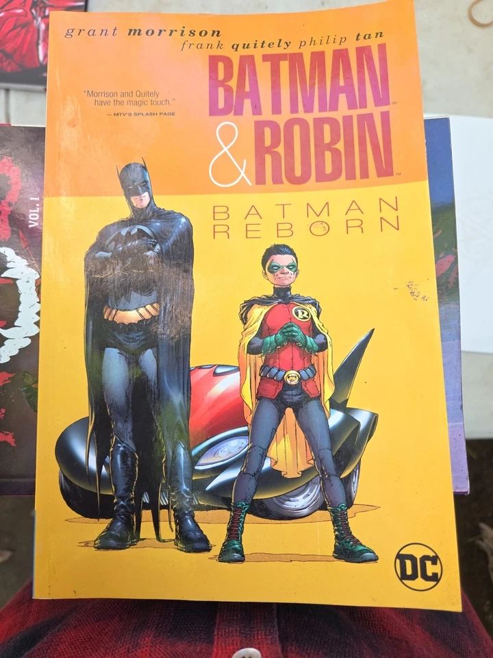 Лот товаров Batman TPB (23 книги) — Моррисон, Снайдер, Кинг, вампиры DC + Супермен - Изображение 2 из 4