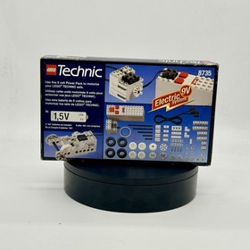 LEGO Technic 8735 Motor Set 9V Power 1997 Sealed HTF Fast Shipping