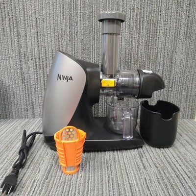 Ninja Cold Press Juicer Pro JC101 Compact Slow Juicer Pulp Control, Both filters