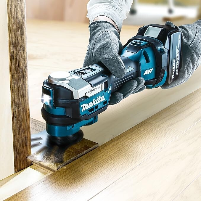 Makita TM52DZ 18V Rechargeable Multi-tool Body only New From Makita TM52DZ 18V Rechargeable Multi-tool Body only New From