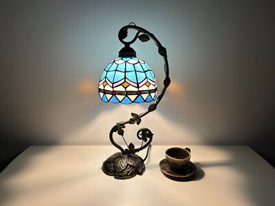 Tiffany Style Table Lamp Sea & Sky Pattern Dome Shaped Stained Glass 51 cm Tall