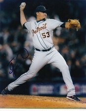 JOAQUIN BENOIT   DETROIT TIGERS   ACTION SIGNED 8x10