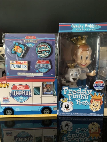 Funko Fun On The Run: Wacky Wobbler + Bitty Pop & Pins All Sealed!