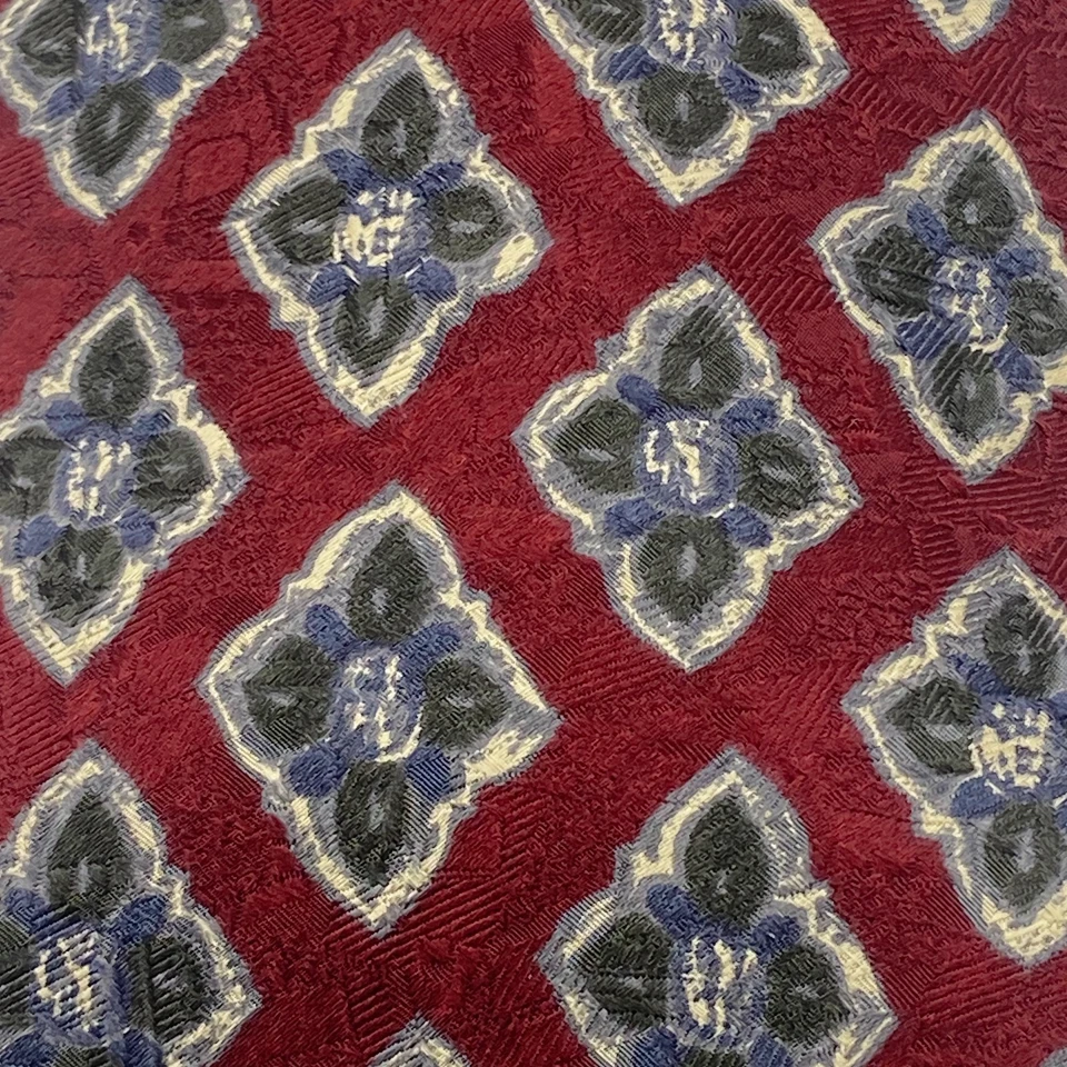 Via Manzoni 男式意大利丝绸领带 - 勃艮第红色灰色 - 宽 - 56.5 英寸 x 4 — 第 2/4 张图片