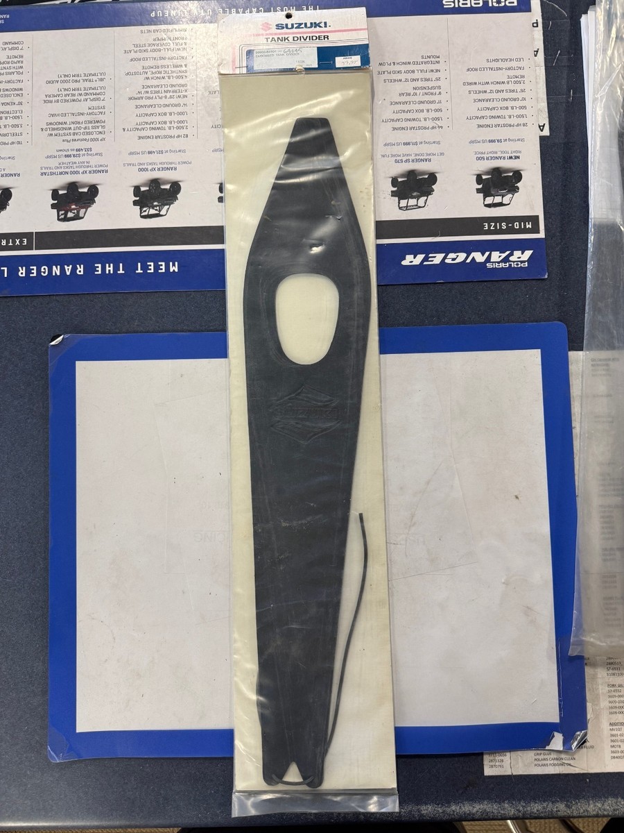 Suzuki NOS Embossed Tank Divider 99950-64101 99950-64145 VS800