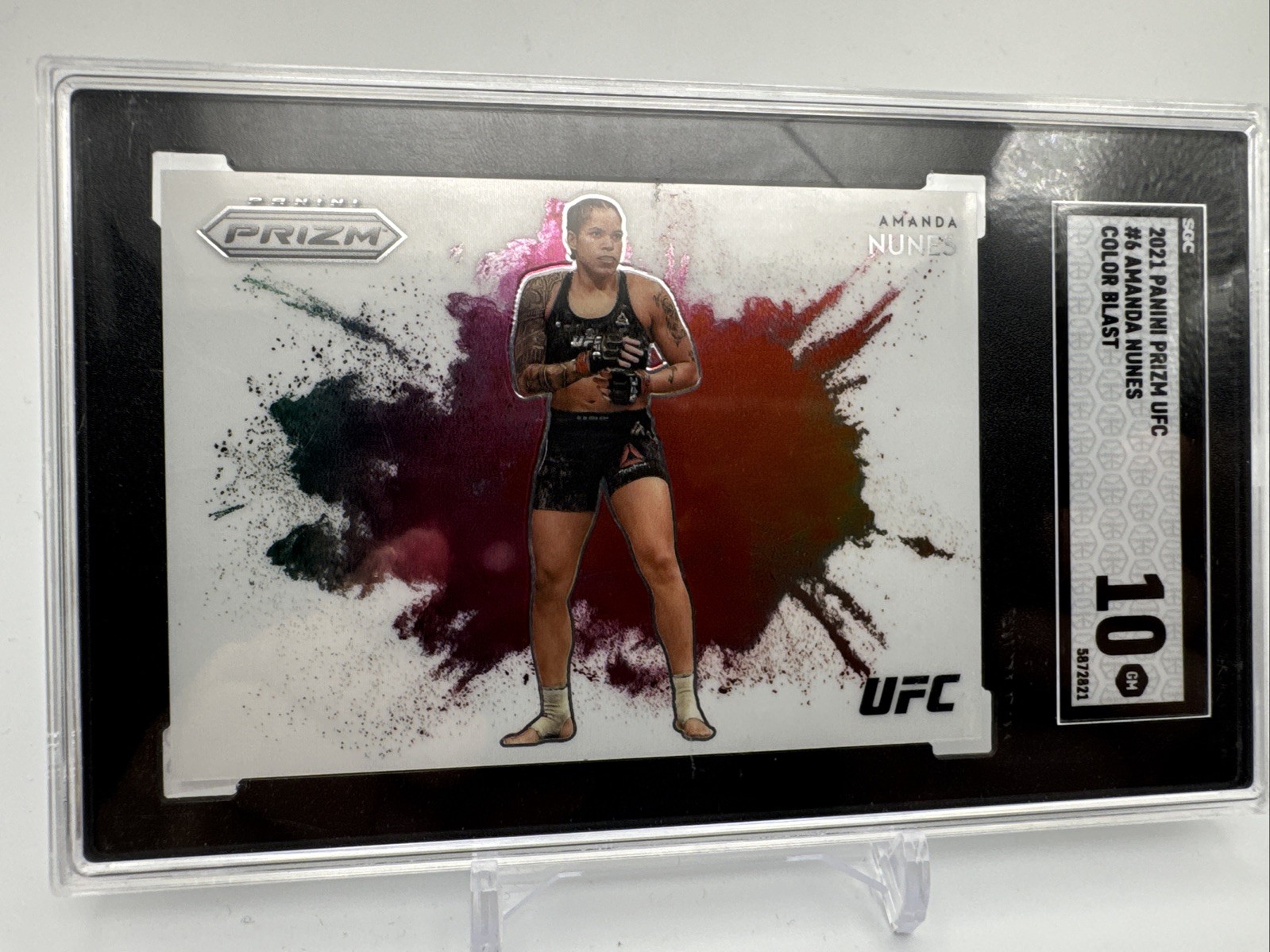 Amanda Nunes 2021 Prizm Color Blast SGC-10 UFC-S-483