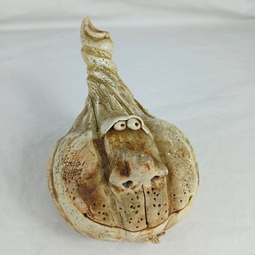 VINTAGE GARLIC CLAY STATUE FACE FIGURE ANTHROPOMORPHIC HANDMADE - Picture 2 of 8
