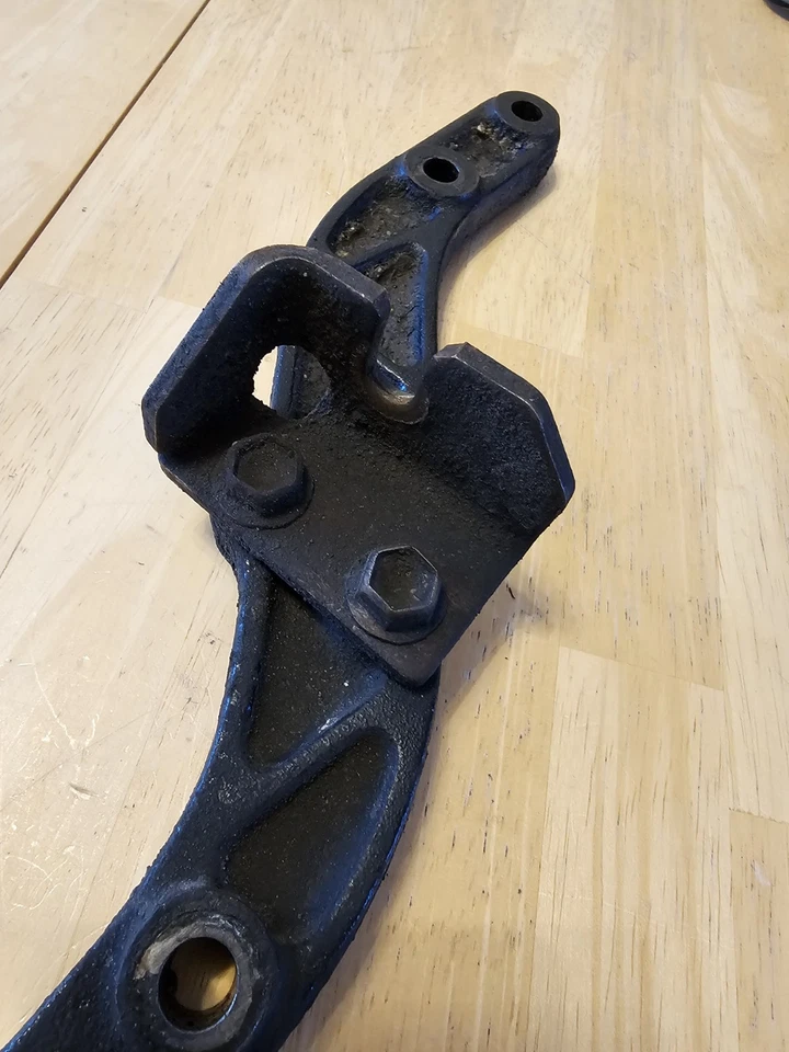 GEO TRACKER SUZUKI X90 SIDEKICK EMBRAGUE CABLE SOPORTE CON PERNOS Foto 4 de 4