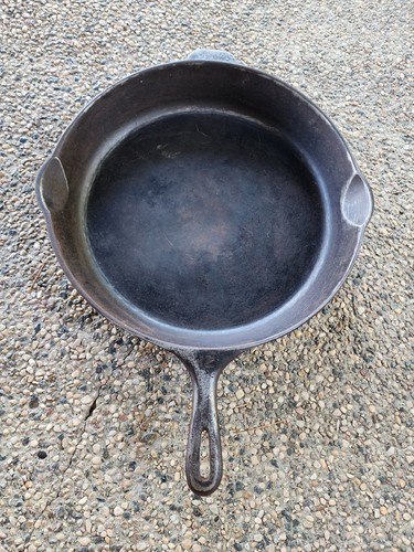 Sartén de hierro fundido vintage sin marca de 14 pulgadas Wagner Ware #12 "A" Dbl boquilla para verter - Imagen 1 de 5