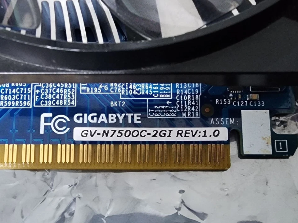 Gigabyte GTX750 GDDR5-2GB 2xDVI-I/DVI-D/2xHDMI OC GV-N750OC-2GI GPU LPV073 - Image 4 of 4