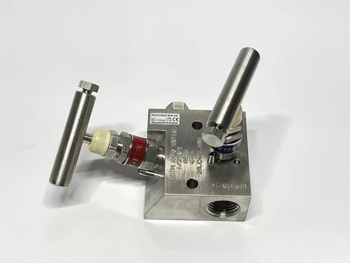 Anderson Greenwood Tescom M25B Block And Bleed Valve 1/2" NPT 316 SS M25BVIS-4