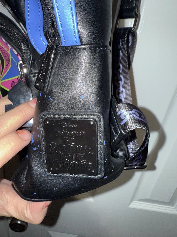 Mini mochila Loungefly Disney Pesadilla antes de Navidad Oogie Boogie Wheel Foto 2 de 3